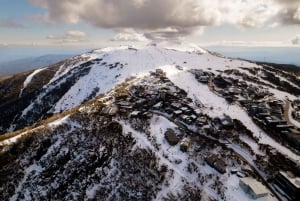 Melbourne: Excursión a la nieve en Mt Buller: ahorra en el alquiler y disfruta de 5 horas de diversión.
