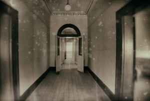Melbourne: Point Cook Homestead Ghost Tour