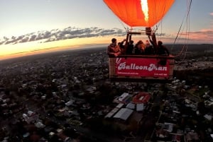 Melbourne: Premium Hot Air Balloon Flight at Sunrise