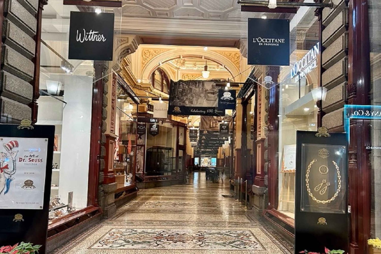 Мельбурн: прогулка по пабу Spirits and Ales с привидениями