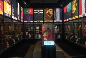 Melbourne Sports Walking Tour & National Sports Museum Entry