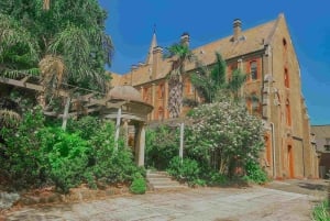 Melbourne-kierros: Kävely Yarra-joen varrella ja historiallinen luostarikokemus