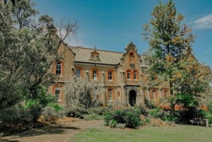 Melbourne-kierros: Kävely Yarra-joen varrella ja historiallinen luostarikokemus