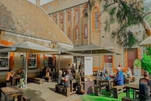 Melbourne-kierros: Kävely Yarra-joen varrella ja historiallinen luostarikokemus