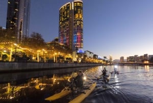 Melbourne: Yarra River Twilight Waterbike Tour