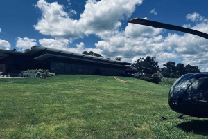 Melbourne: Private Yarra Valley Winery Lunch by Helicopter