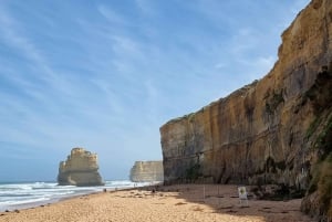 Private and Luxury Great Ocean Road and 12 Apostles Day Tour