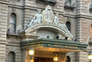 Private: Explore Melbourne CBD & Brighton Beach Boxes.