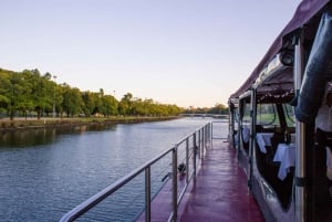 Spirit of Melbourne 4-Course Cruise with Drinks