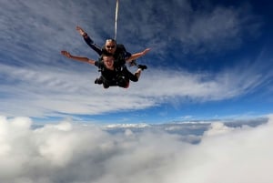 Torquay: Tandem Skydive over The Great Ocean Road