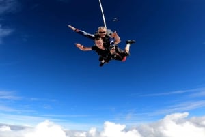 Torquay: Tandem Skydive over The Great Ocean Road