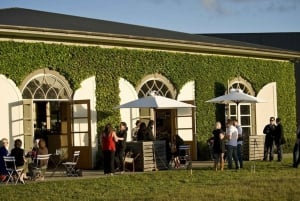 Yarra Valley: Food and Wine Tour with Lunch from Melbourne