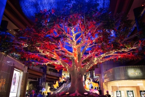 This LNY Crown Melbourne unveils giant Wishing Tree to aid bushfire relief