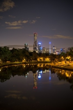 Night view of Melbourne from The Yarra