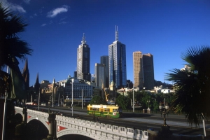 Princes Bridge toward Federation Square
