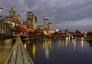 The Yarra at night