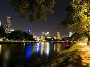 Yarra River Walk: photo by emi_l_ie (Instagram)