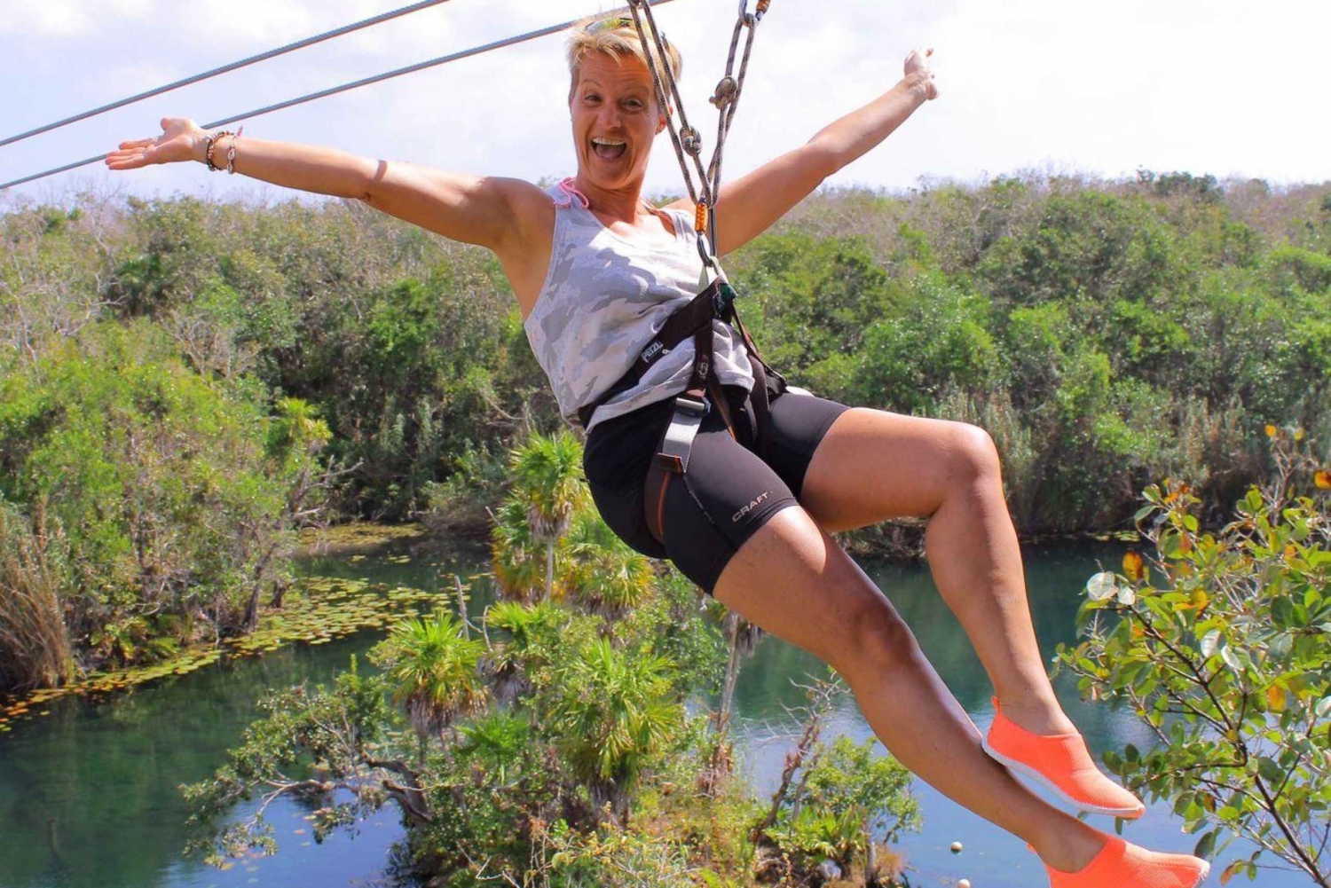 4 CENOTES EN EL CORAZÓN DE UN ECOPARQUE MAYA