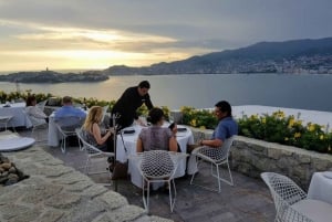 Acapulco: Bella Vista Dinner with Drinks and Cliff Diving