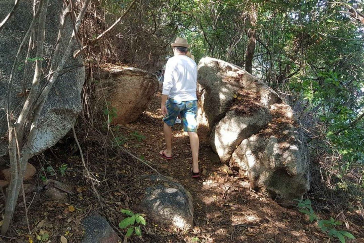 Acapulco: Excursión de senderismo y snorkel a la Isla de la Roqueta