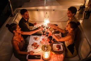 All-Inclusive Romantic Dinner Aboard a Luxurious Yacht