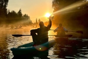 Ciudad de México: Amanecer en Xochimilco en Kayak