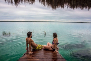 Bacalar: Tour de día completo a la laguna, cenote y paseo en pontón