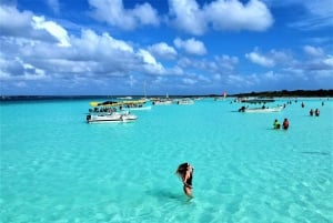 Laguna Bacalar: Tour en Pontón en Lancha y Balneario Mármol con Comidas