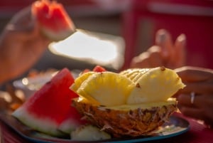 Bacalar: Paseo en Velero Privado con Guacamole y Bebidas