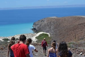 Aventura en Balandra: Senderismo, Kayak y Snorkel