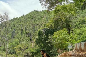 Tour guiado por el Parque de Tolantongo con transporte de ida y vuelta