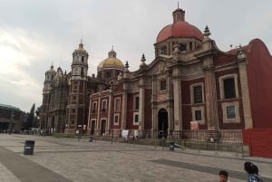 Basilica of Guadalupe: Walking tour for pilgrims