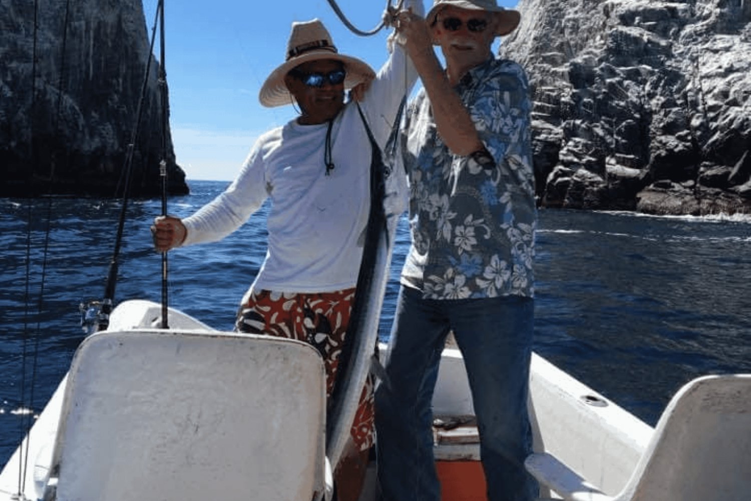 Excursión por la bahía: Tour en barco privado con snorkel y pesca