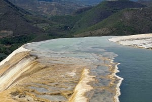 Hierve el Agua: medio día