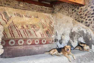 BREAKFAST IN AN UNDERGROUND CAVE + TEOTIHUACÁN: