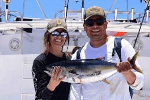 Cabo San Lucas: 38' Striker 'Reel Medicine' Charter de Pesca