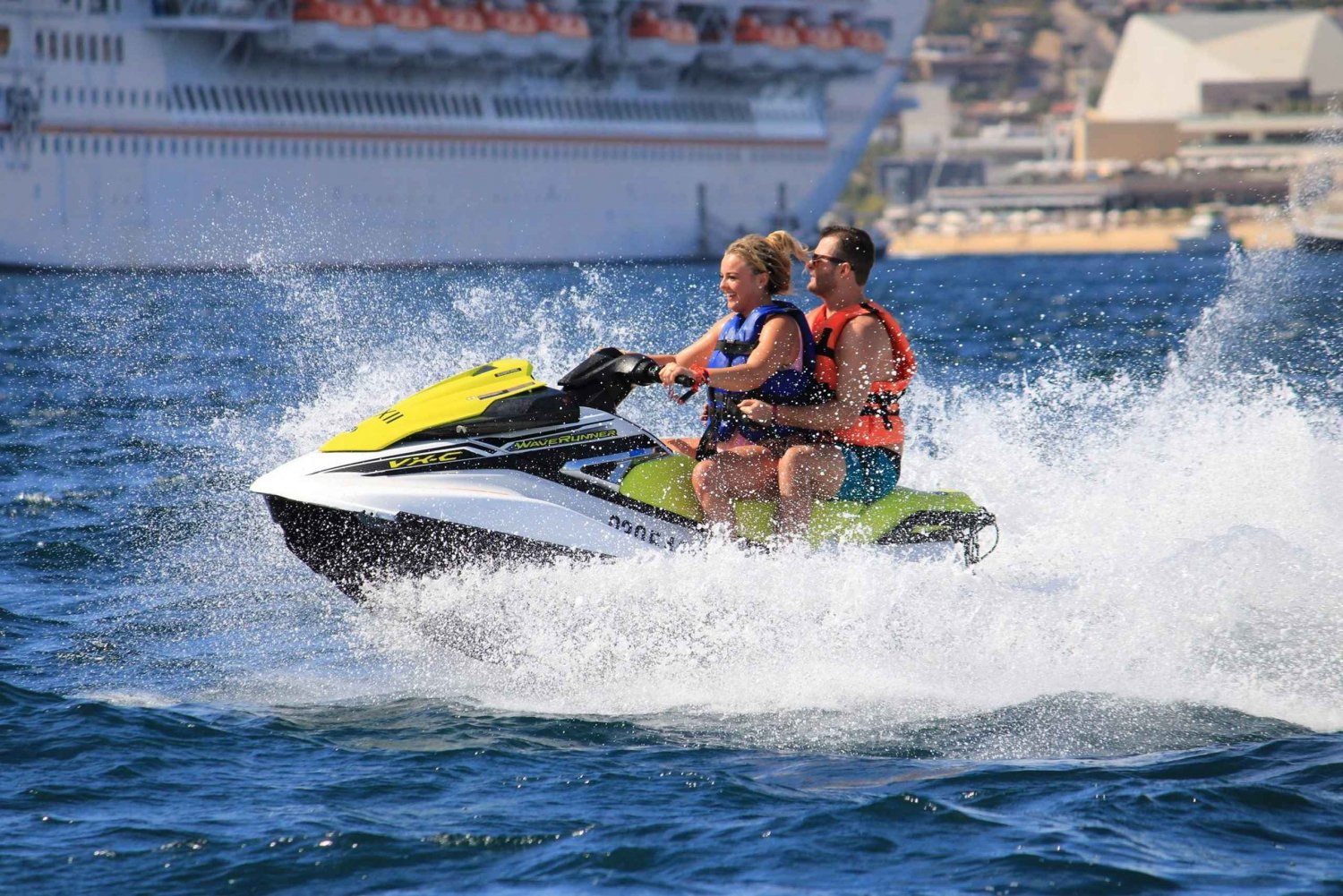 Bahía de Cabo San Lucas: Alquiler guiado de motos acuáticas 30 minutos