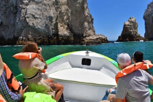 Cabo San Lucas: Boat Ride and Snorkeling Trip With Snacks