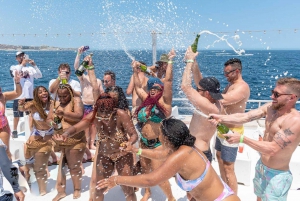 Cabo San Lucas: Hip Hop Boat Party with Unlimited Drinks