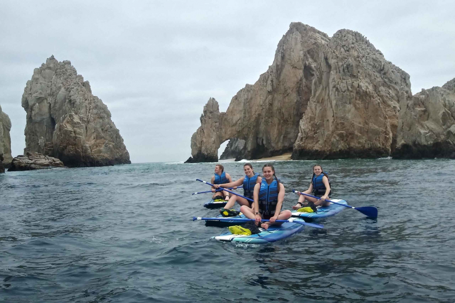 Cabo san Lucas: Paddle Boarding and Snorkeling with Picnic