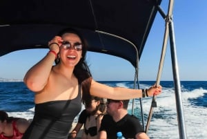 Cabo San Lucas: Tour privado en yate con equipo de snorkel