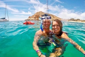 Cabo San Lucas: Snorkel Tour with Open Bar & Snacks