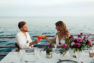 Cabo San Lucas: Sunset Yacht Cruise w/Chef Dinner & Open Bar