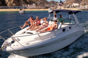 Cabos Private Yacht Tour, Water Activities, Lunch & Drinks