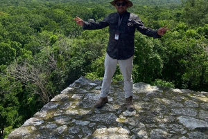 Ruinas de Calakmul y Parada en la Selva