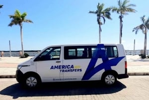 Cancun Airport: One-Way or Roundtrip Private Transfer