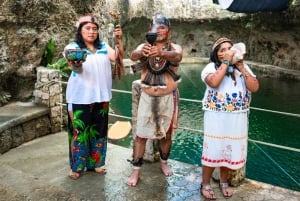 Cancún: Cenotes El Retoño con bicicletas, comida y traslado