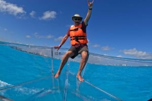 Cancún: Excursión en ClearBoat con cerveza y agua embotellada