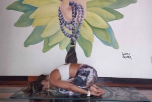 Cancún: Clase de Hatha Yoga con Meditación Mindfulness