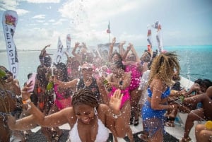 Cancun: Hip Hop Sessions Party Boat Cruise